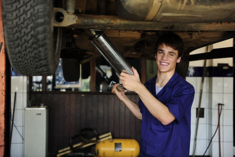 Benefits of Choosing Professional Dent Repair
