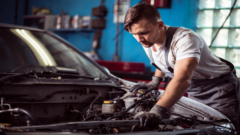 Signs it is Time for Oil Changes in Davenport IA